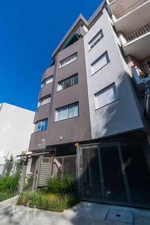 Image 25 - 304804