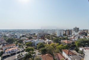 Image 18 - 304811