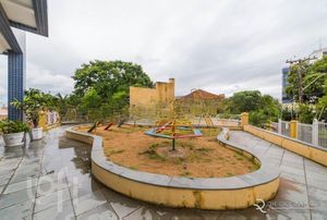 Image 28 - 304811