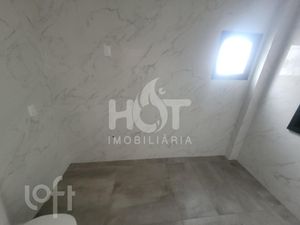 Image 18 - 304830