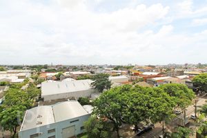 Image 13 - 304844