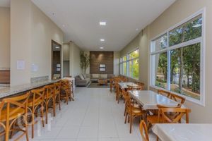 Image 31 - 304856