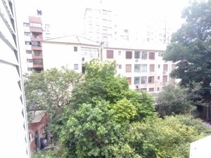 Image 13 - 304900