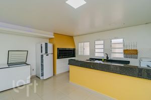 Image 26 - 304915