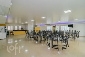 Image 25 - 304915