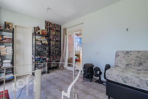 Image 20 - 304935