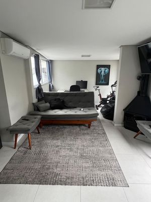 Image 19 - 304939