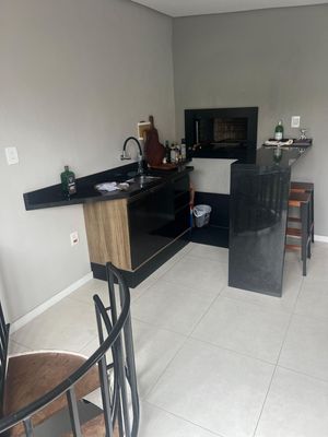 Image 18 - 304939
