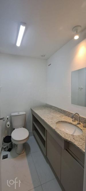 Image 5 - 304981