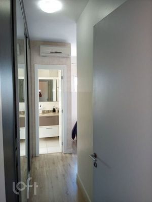 Image 7 - 304984