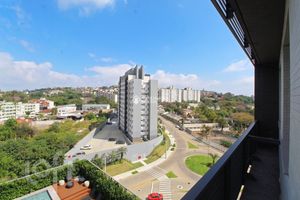 Image 15 - 305077