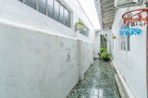 Image 37 - 305176