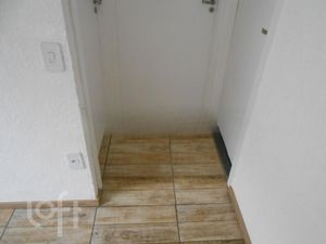 Image 5 - 305205