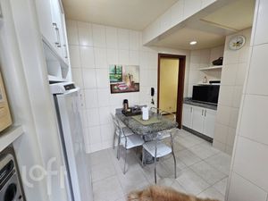 Image 20 - 305232
