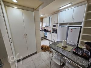 Image 18 - 305232