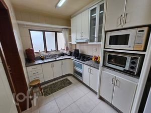 Image 15 - 305232