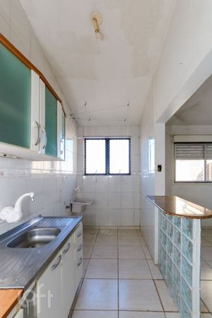Image 32 - 305281