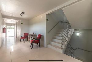 Image 4 - 305303