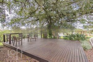 Image 38 - 305316