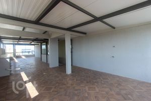 Image 29 - 305316