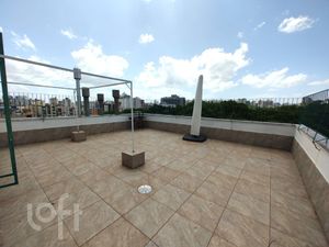 Image 50 - 305333