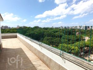 Image 49 - 305333