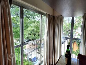 Image 19 - 305333
