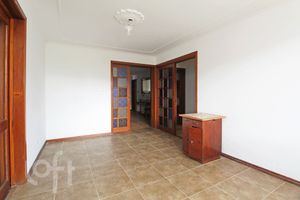 Image 11 - 305344
