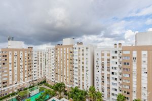 Image 35 - 305351