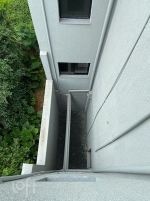 Image 20 - 305364