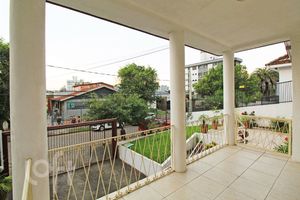Image 22 - 305374
