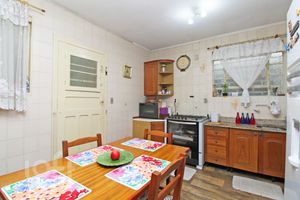 Image 3 - 305374