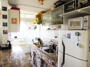 Image 2 - 305401