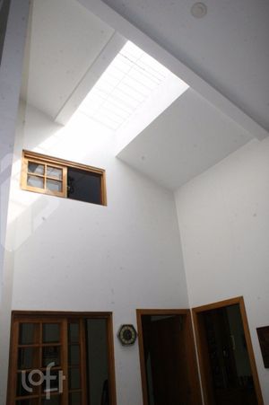 Image 32 - 305427
