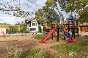 Image 9 - 305453