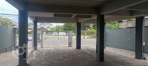 Image 27 - 305462