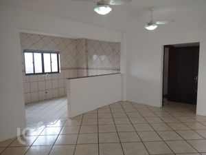 Image 10 - 305462