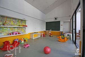 Image 18 - 305624