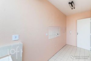 Image 4 - 305625