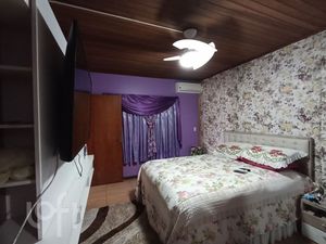 Image 17 - 305650