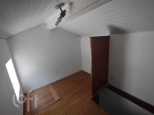 Image 20 - 305683