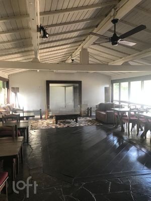 Image 22 - 305728