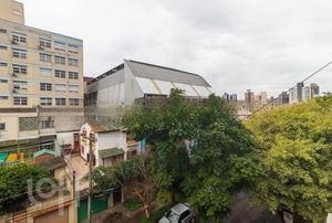 Image 21 - 305762