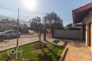 Image 57 - 305818