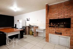 Image 8 - 305819