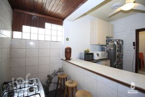 Image 31 - 305843