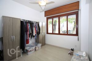 Image 21 - 305843