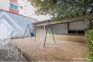 Image 7 - 305859