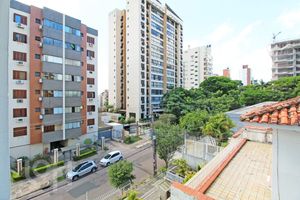 Image 9 - 305871