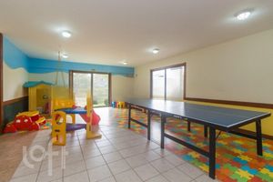 Image 32 - 305891